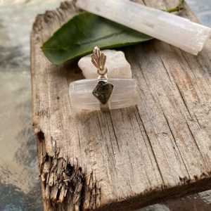 Selenite & Moldavite