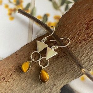 Tigers Eye Triangle drops